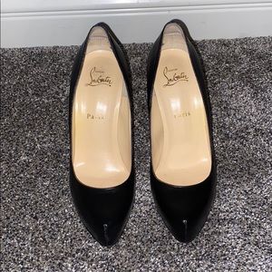 Christian Louboutin Rolando Black Pumps